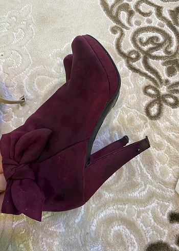 Bordo Süet Fiyonklu Yüksek Topuklu Bot - Görsel 2