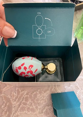 Beden Renk Oriflame Live in Colour Kadın Parfümü 50 ml
