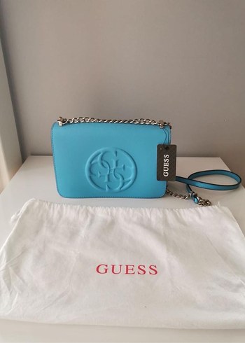 Zincir Detaylı Mavi Guess Kadın Çanta