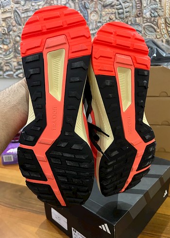 Kırmızı Siyah Erkek Spor Ayakkabı - Görsel 5