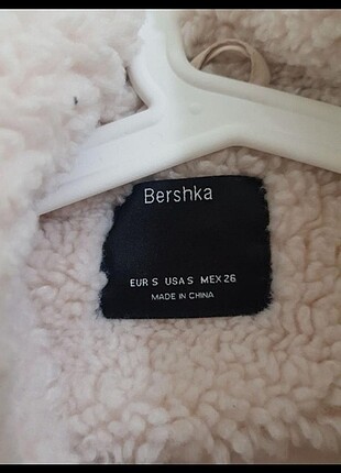 Bershka Peluş Mont