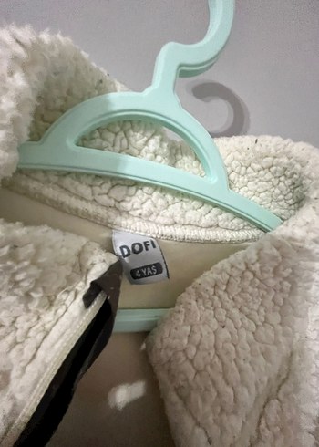 Kız Çocuk Yumuşak Dokulu Beyaz Yelek - Görsel 2