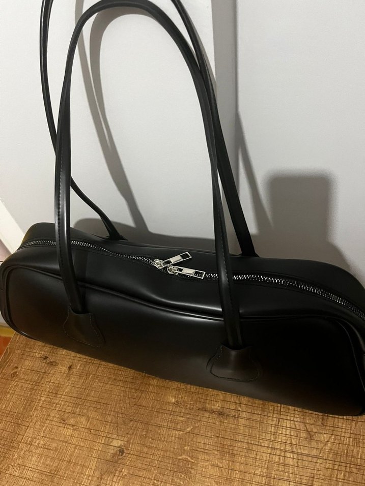 Siyah Deri Kadın Omuz Çantası - Görsel 2