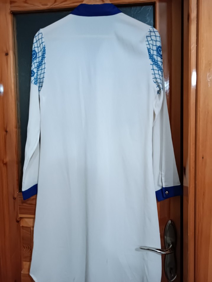 Uzun Kollu Mavi Nakışlı Bohem Gömlek - Görsel 2