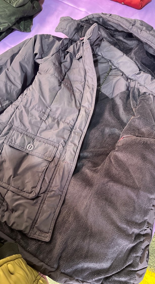 Gri Kapüşonlu Düğmeli Kadın Ceket - Görsel 4