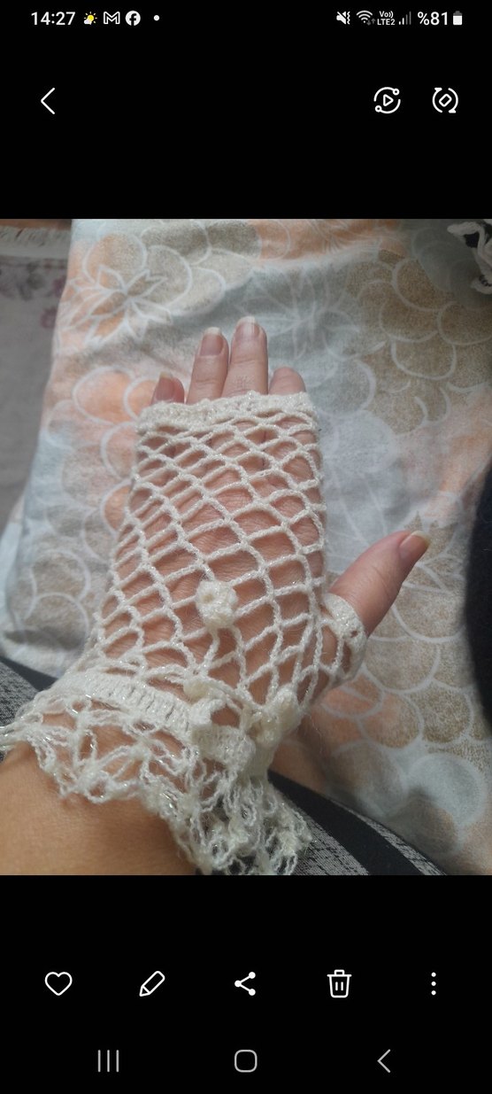 Renkli Mavi Örgü Kadın Eldiveni - Görsel 3