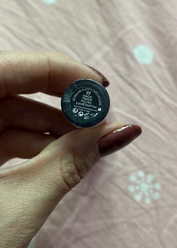 Bej Parlak Dudak Parlatıcısı - Görsel 3