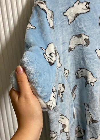 xl Beden mavi Renk Mavi Bağlama Desenli Kürklü Kedi Temalı Kapüşonlu