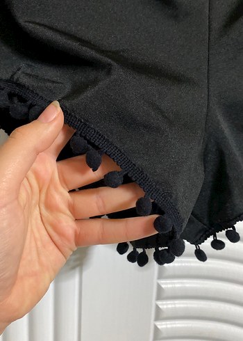 xl Beden Püsküllü Siyah Mini Şort