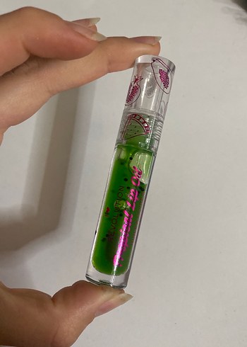 Yeşil Renkli Lip Gloss - Görsel 2