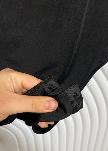 Siyah Drapeli Mini Kadın Atlet - Görsel 3