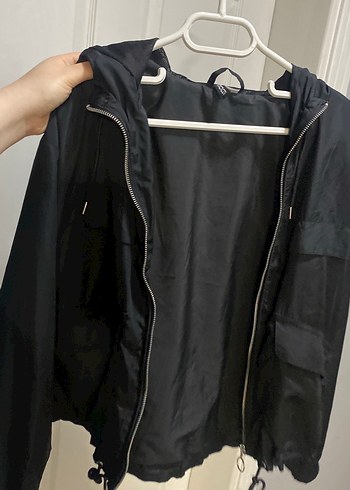 Siyah Fermuarlı Kadın Mont - Görsel 3