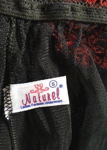 Kırmızı Dantelli Siyah Midi Gecelik - Görsel 3