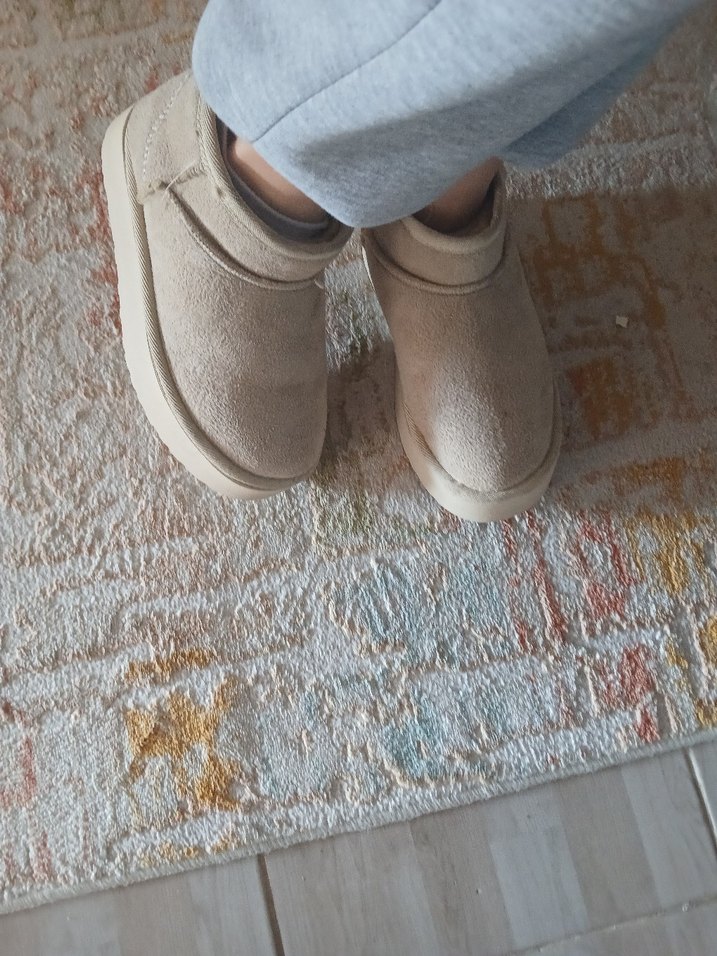 Bej Süet Kürklü Günlük Kadın Bot - Görsel 2