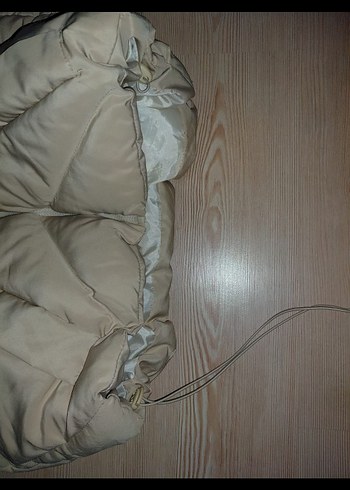 Dik Yakalı Lastikli Şişme Mont - Görsel 3