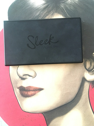 Contour & Blush Palette