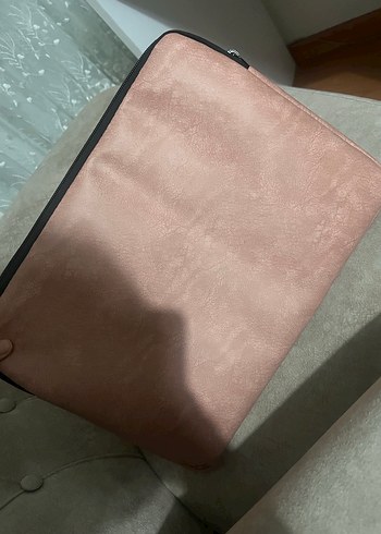 Beden Pembe Laptop Çantası
