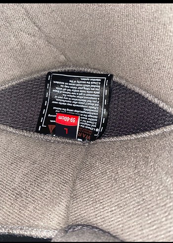 Gri Minimalist Motosiklet Kaskı - Görsel 4