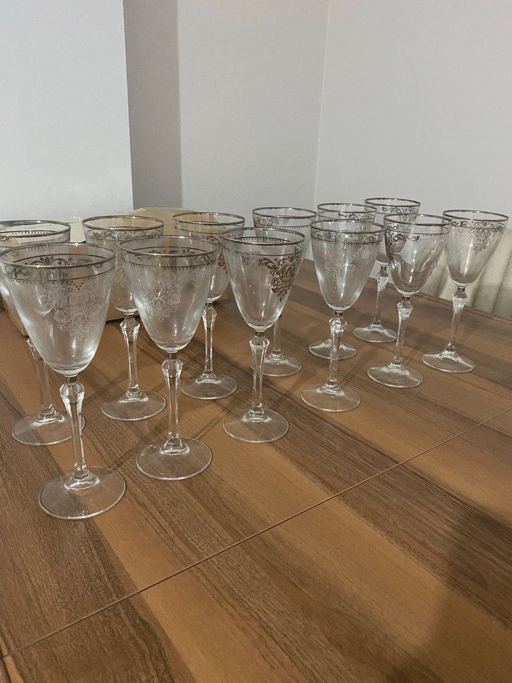 Bej Detaylı Zarif Kadeh Seti - Görsel 4