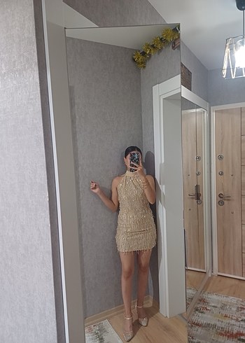Bej Halter Yaka Püsküllü Mini Elbise