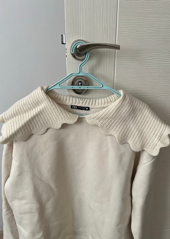 Krem Rengi Fırfırlı Kadın Kazak - Görsel 2