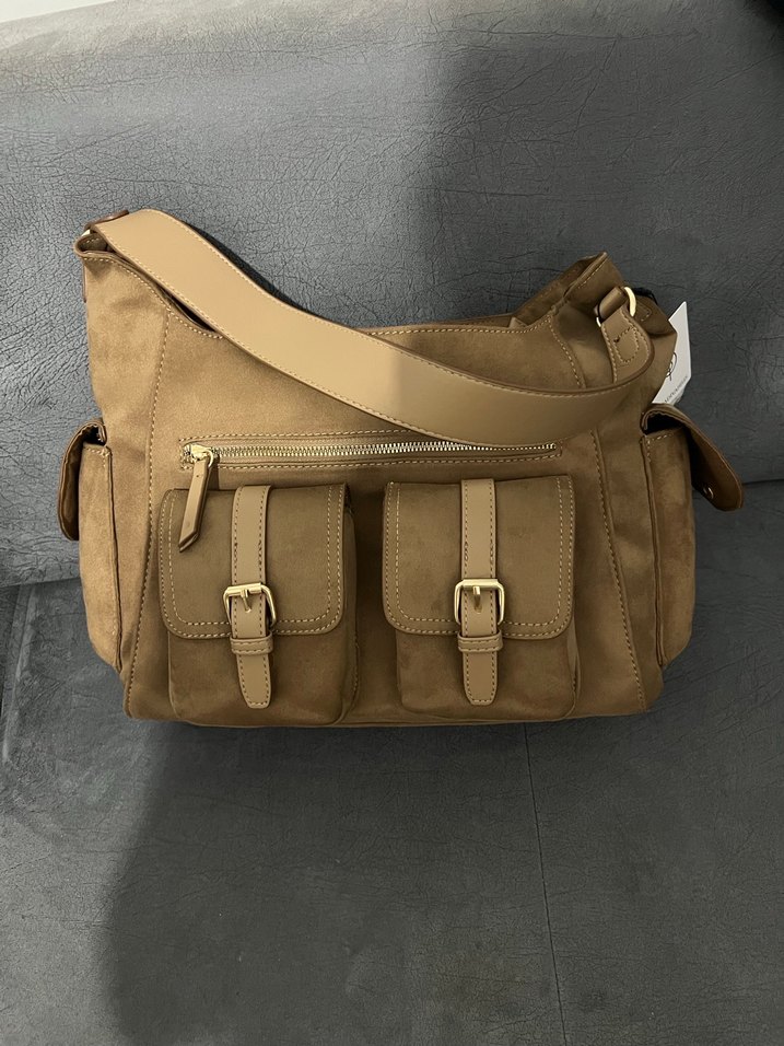 Bej Süet Tokalı Kadın Çanta - Görsel 4