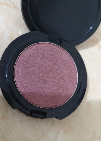 Farmasi Mono Göz Farı - Görsel 3