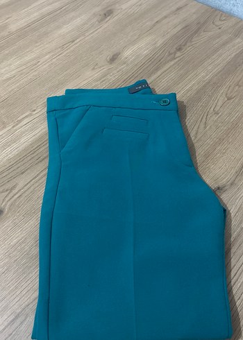 Düğmeli Mavi Kadın Kumaş Pantolon