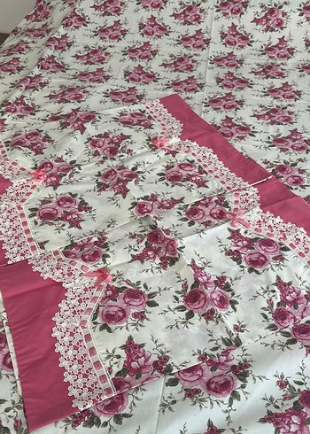 Pembe Çiçek Desenli Gri Başlıklı Yatak Örtüsü - Görsel 9