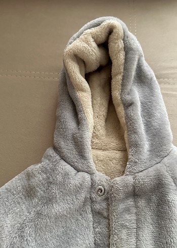 Kapüşonlu Gri Erkek Çocuk Peluş Mont - Görsel 8