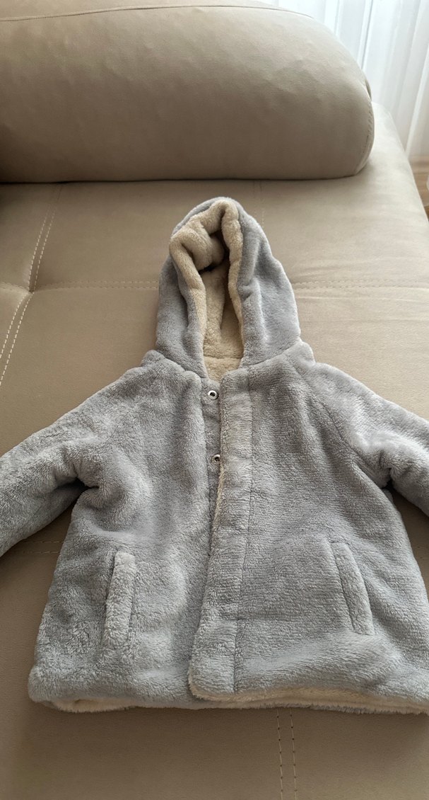 Kapüşonlu Gri Erkek Çocuk Peluş Mont - Görsel 2