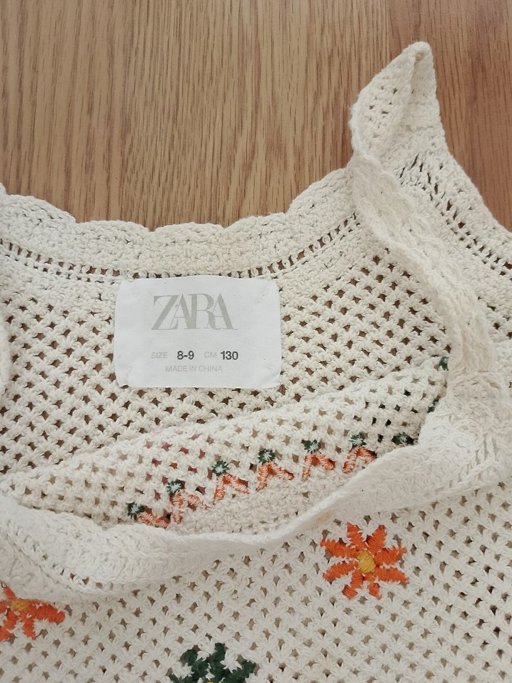 Nakışlı Beyaz Örgü Kız Çocuk Süveter - Görsel 2