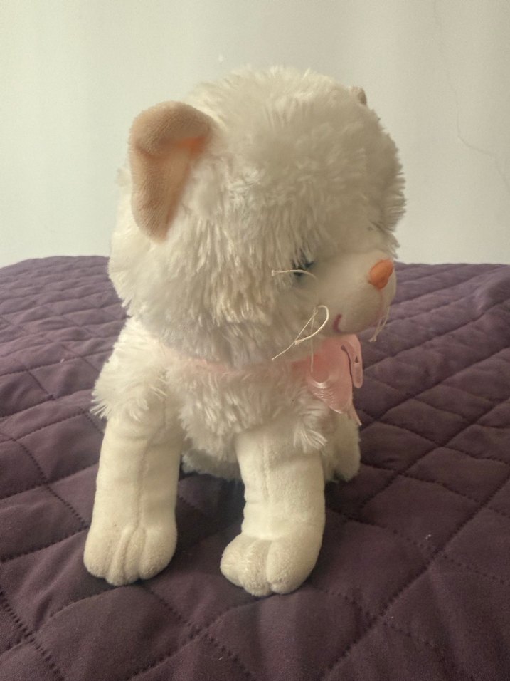 Beyaz Peluş Kedi Oyuncak - Görsel 3