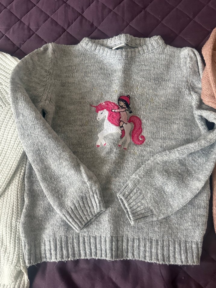 Uzun Kollu Nakışlı Kız Çocuk Trikoları - Görsel 3