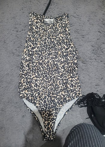 Leopar Desenli Kadın İnce Askılı atlet - Görsel 2