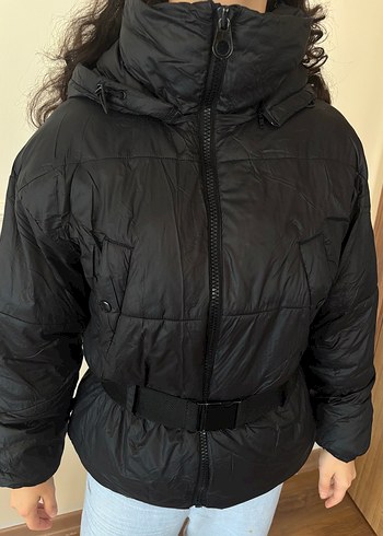 Zara Kemerli Siyah Kadın Kışlık Mont