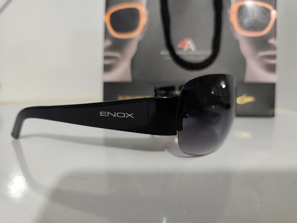 Siyah Tokalı Kadın Gözlüğü - Görsel 2