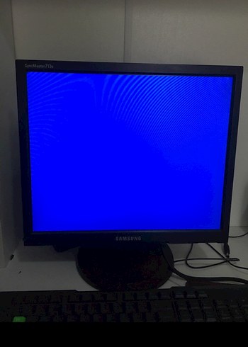 Samsung SyncMaster 713N Monitör - Görsel 2