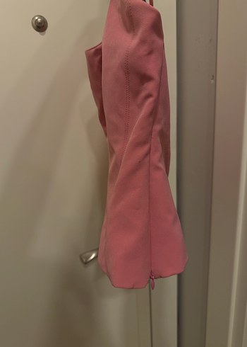 xs Beden pembe Renk Zara pembe bluz,etiketi üzerinde. Dar kesim