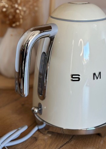 Beden Renk Beyaz SMEG Su Isıtıcı
