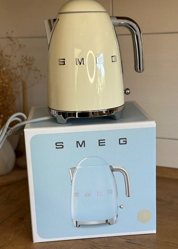 Beyaz SMEG Su Isıtıcı