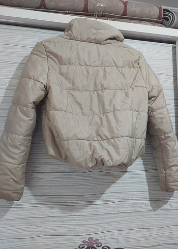 Bej Kısa Kadın Kışlık Mont