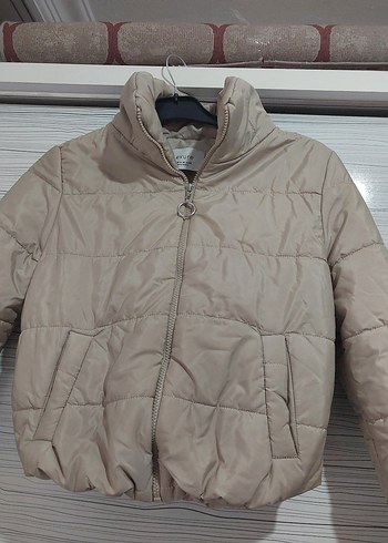 38 Beden Bej Kısa Kadın Kışlık Mont