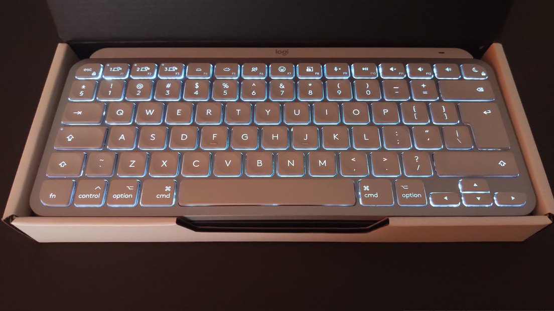 Logitech Mx Keys mini for Mac US, klavye Amerikan tuş dizilimi - Görsel 3