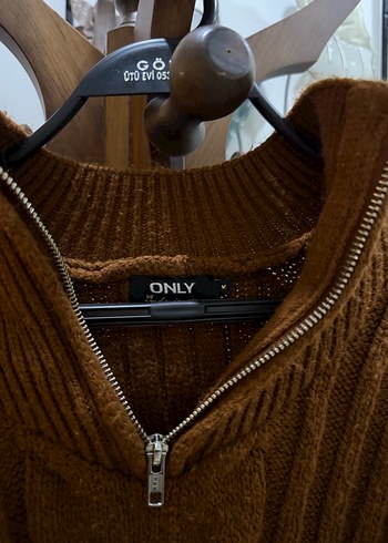 Yarım Fermuarlı Kahverengi Örgü Kazak - Görsel 2