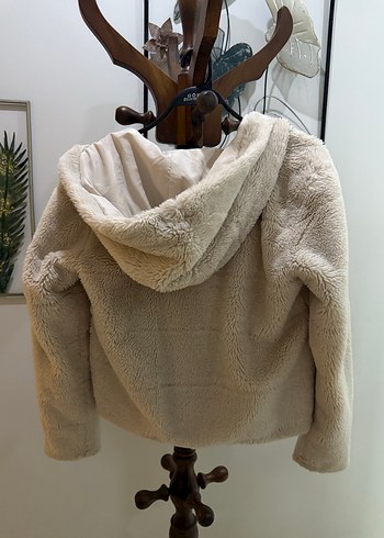 Bej Kadın Yumuşak Kürk Detaylı Ceket - Görsel 3