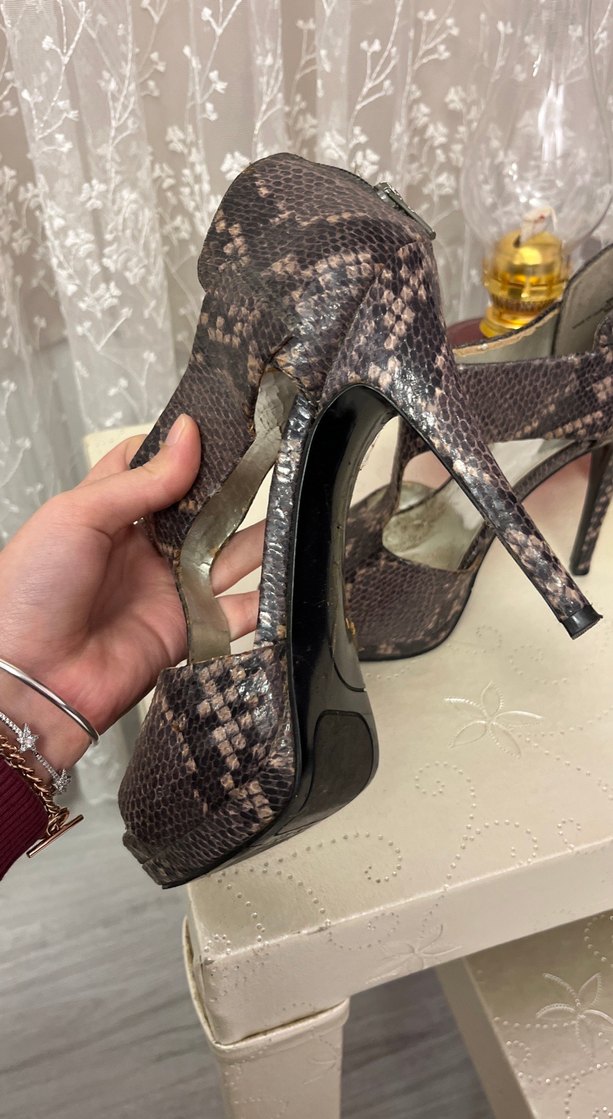 Yılan Desenli Platform Topuklu Kadın Ayakkabı - Görsel 3