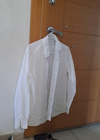 erkek gömlek sadece 2 kez giyildi