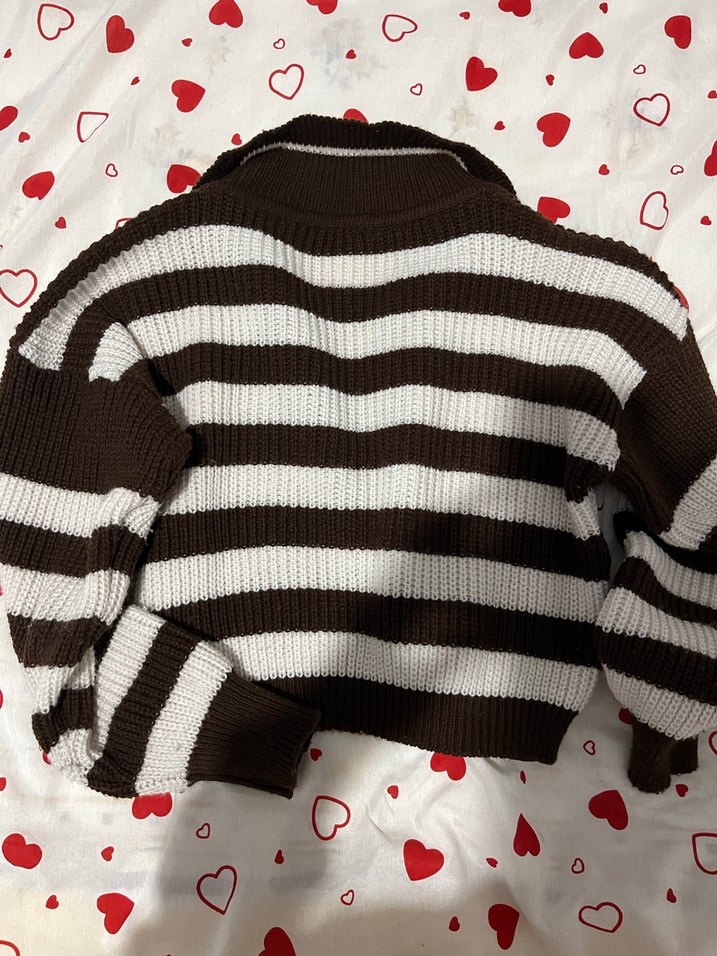 Kahverengi Beyaz Çizgili Örgü Kazak - Görsel 3