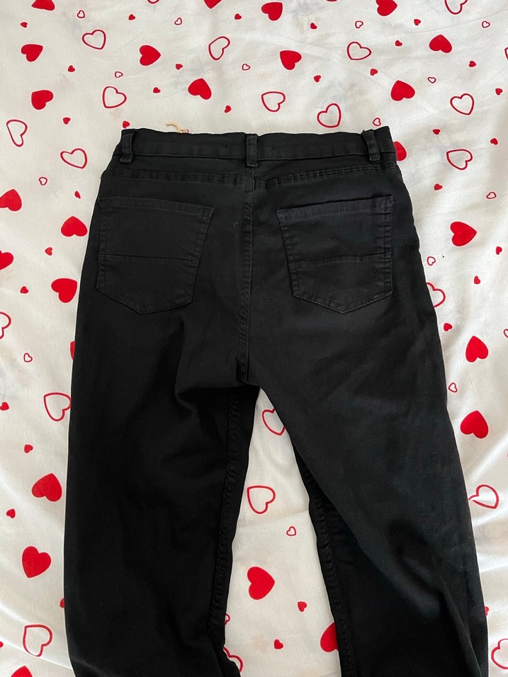 Siyah Kemerli Dar Kesim Denim Pantolon - Görsel 3